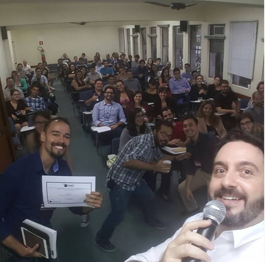Plateia da palestra no Congresso de Direito Digital, em universidade de Santos